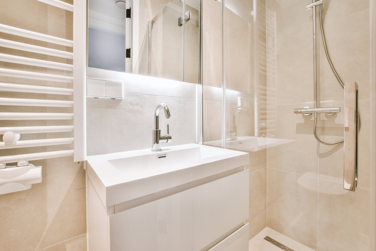 Espejos led: opiniones profesionales y ventajas