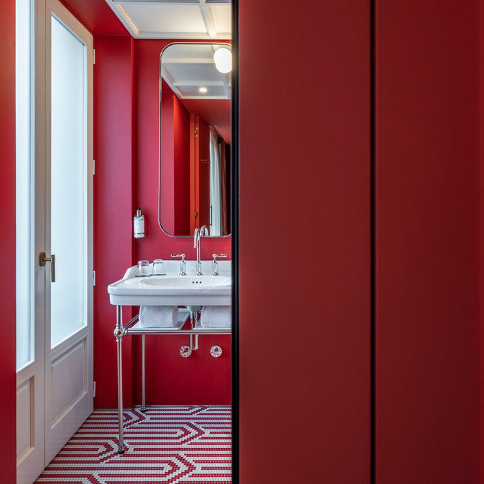 VALADARES APOLO White Sink with Metal Support