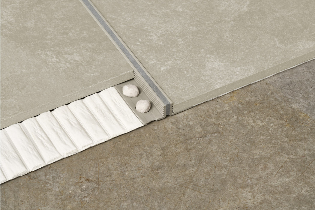 EMAC NOVOJUNTA ASTRA Perfil Cemento-164