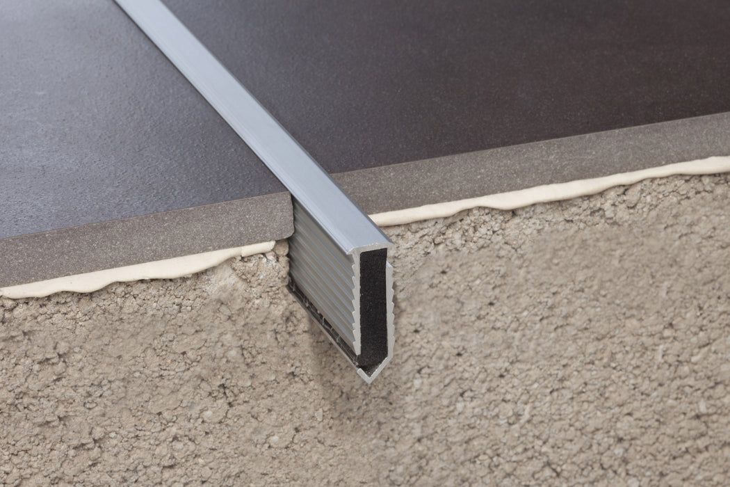 EMAC NOVOJUNTA DECOR FLECHA Perfil Aluminio Natural 2,5 m