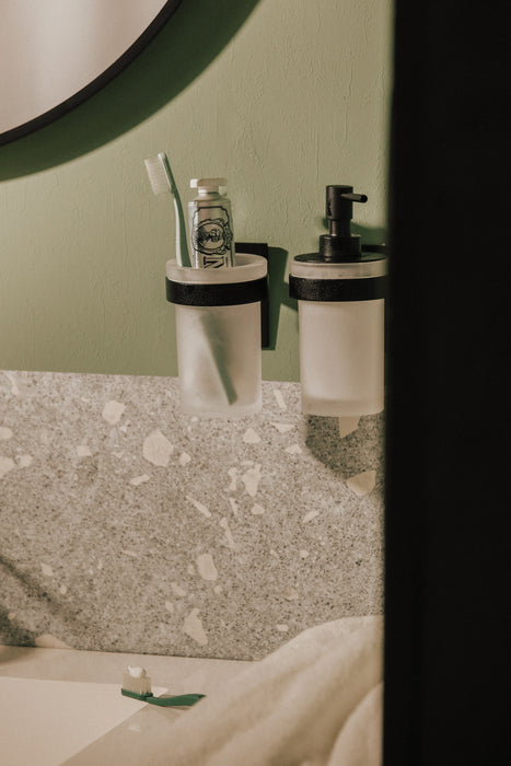 COSMIC 2763653 STICK Portacepillos Negro