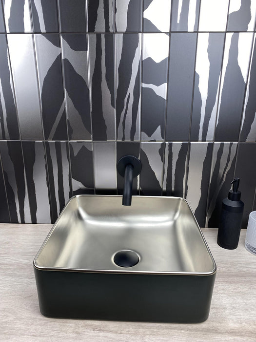 DUNE 188723 FLAT SAVANNAH BLACK & SILVER 7.5X30 Coating