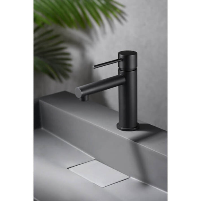 IMEX BDYS045-1NG MILOS STICK Matte Black Sink Faucet