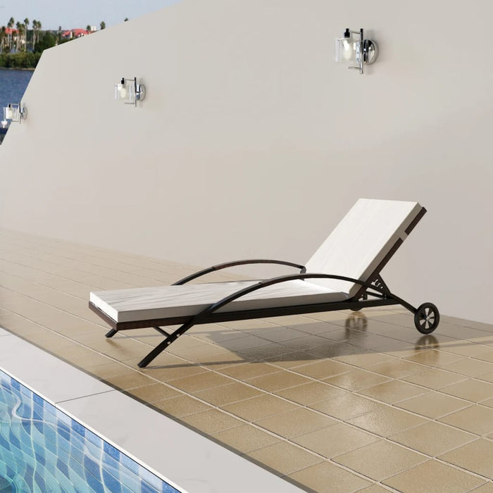 VXL Lounger With Cushion And Wheels Brown Synthetic Rattan