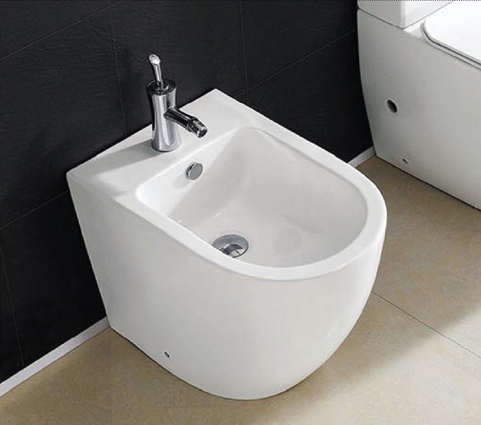 Bidé compacto ROCA THE GAP SQUARE - Diseño moderno y funcional — Bañoidea
